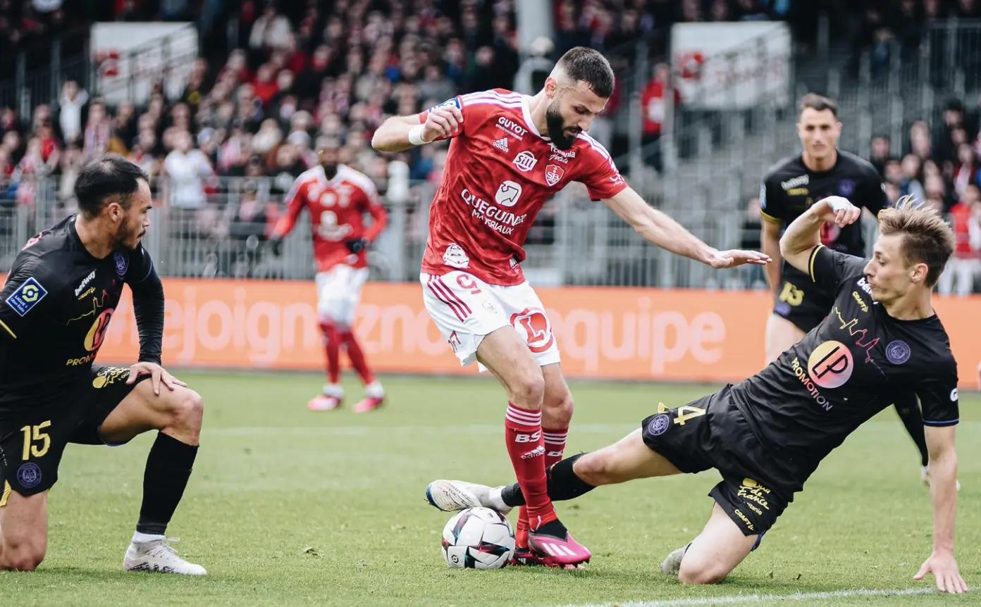 Brest 3-1 TFC : une note catastrophique pour ce match…