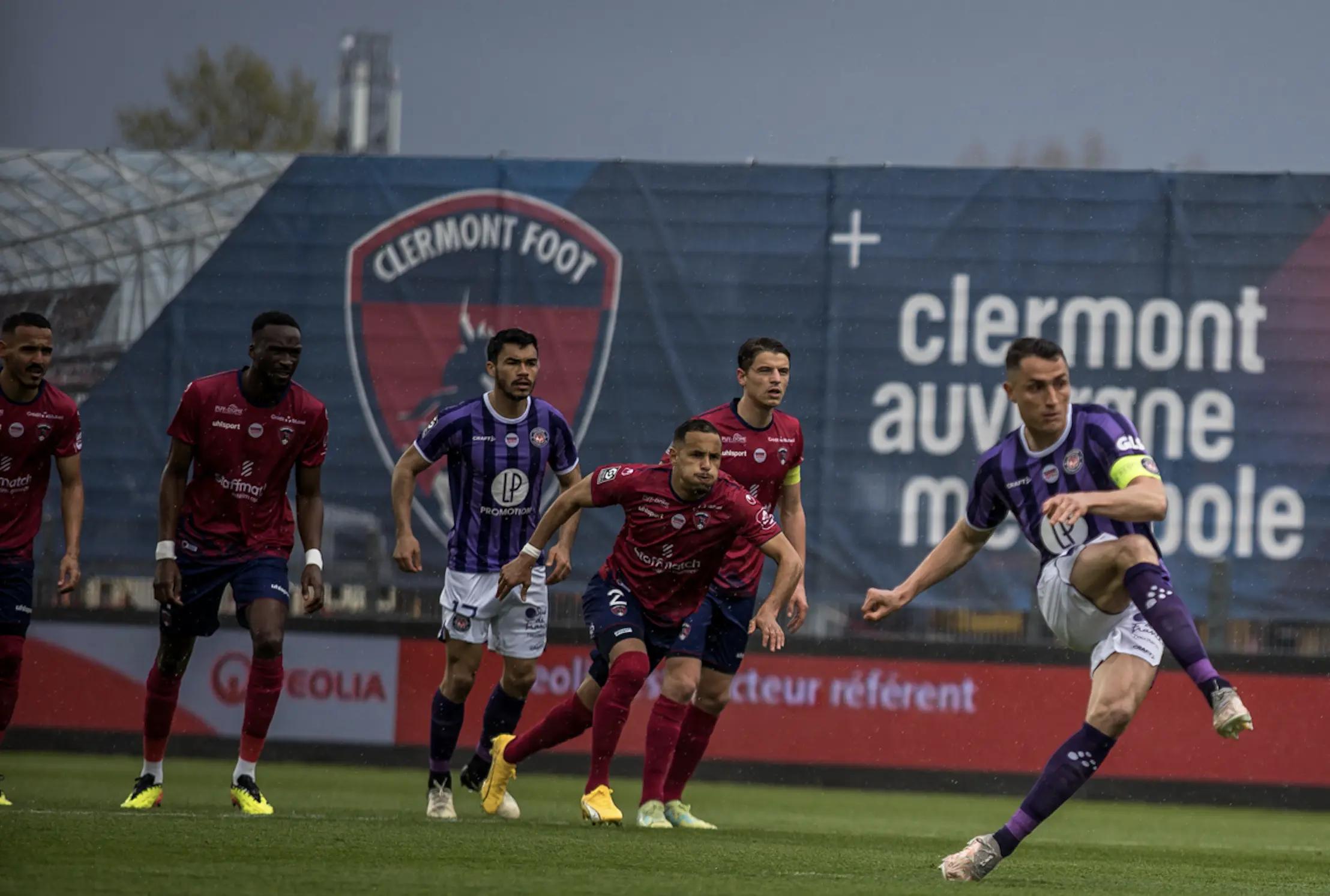 Penalty / Vincent Sierro / Clermont TFC