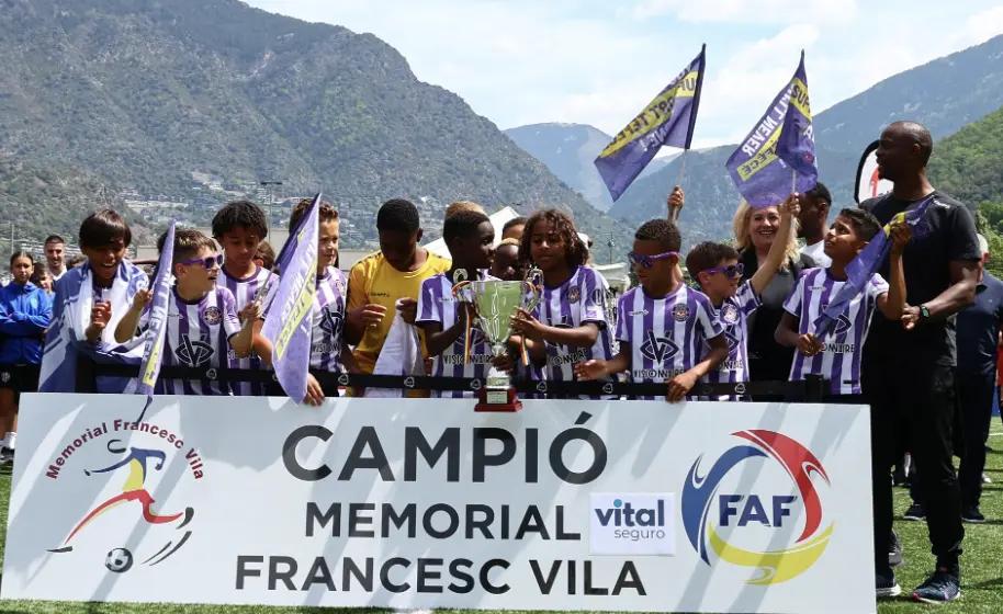 En Andorre, les jeunes du TFC remportent deux trophées !