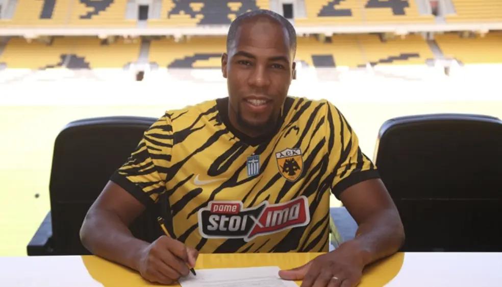 Djibril Sidibé AEK