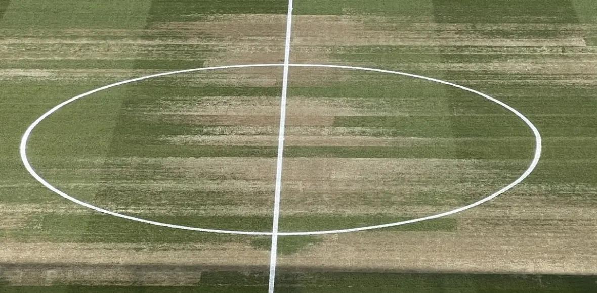 OGC Nice - TFC : les joueurs ont découvert l’horrible pelouse, voici les photos !