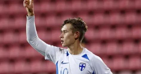 VIDÉO - Naatan Skyttä marque encore avec les espoirs finlandais